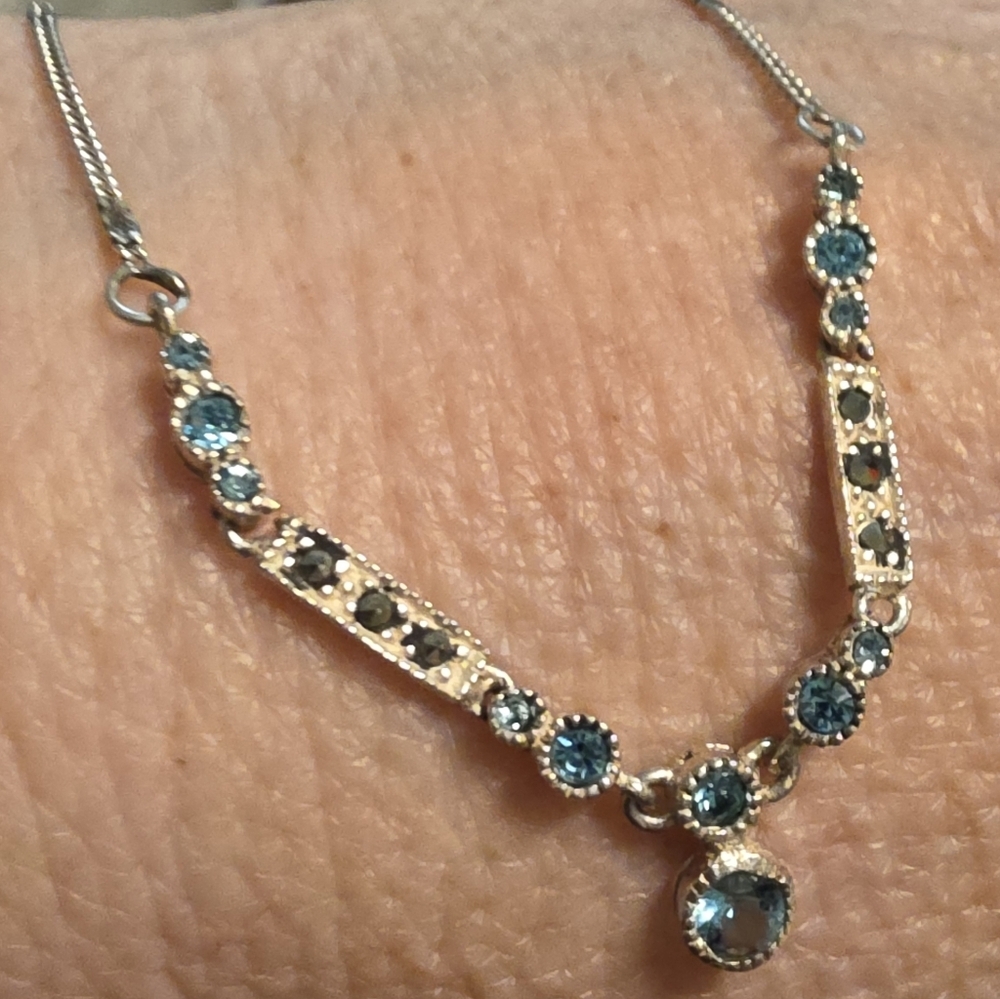 VINTAGE ANTIQUE STERLING 925 SKY BLUE TOPAZ AND MARCASITE NECKLACE 16 IN - Picture 3 of 5